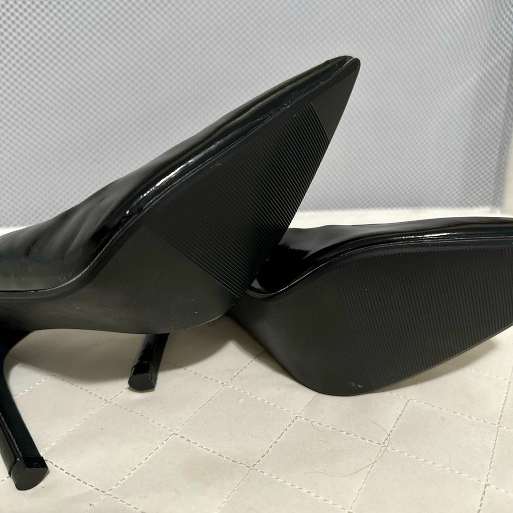 Black high heals